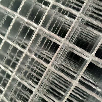 Aesthetically Pleasing Steel Grating, Enhancing Site Image (Variant 2)