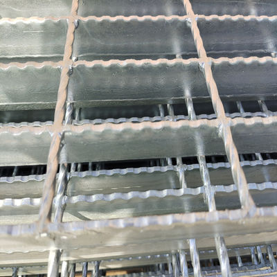 Metal 6mm Thick Serrated Steel Grating Drainage Covers Construction Building Material