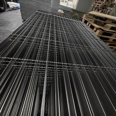 30*30*3mm Decking de piso de aço Máquina de grades metálicas de pressão Soldada