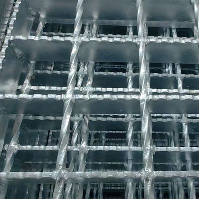 3 mm Barra cruzada brilhante na superfície Industrial aço de cobertura grades