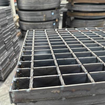 Pressão da máquina Soldado Superfície lisa Barras de aço industrial Grelha de aço inoxidável Moderno
