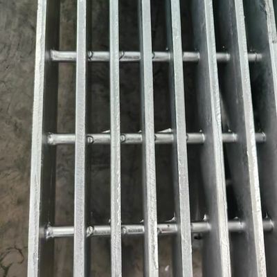 Máquina de Grelha de Aço Industrial de Superfície de Prata Soldada a Pressão Instalações fáceis Desde 1990