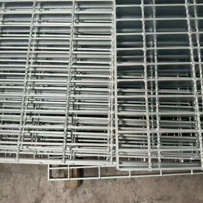 Grelha antiderrapante de tamanho personalizado para drenagem e ventilação