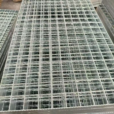Galvanização a frio Grelhas industriais de aço com espaçamento de barras de 100 mm