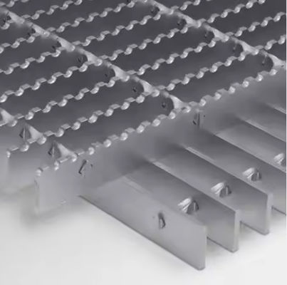 Grades industriais galvanizadas lisas para pisos estáveis
