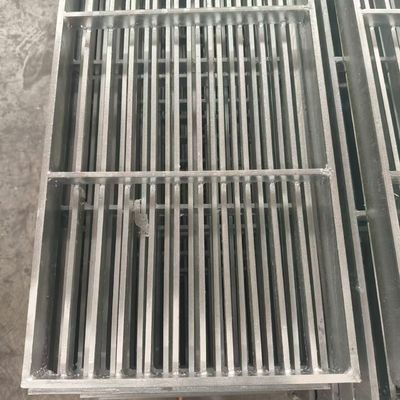 Grelhas de barras dentadas de aço à prova de ferrugem para ambientes variados