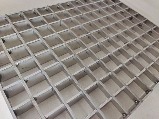 30mm Roda de alumínio grelha de barra aberta Rede aberta resistente à corrosão para a indústria 900x3000mm