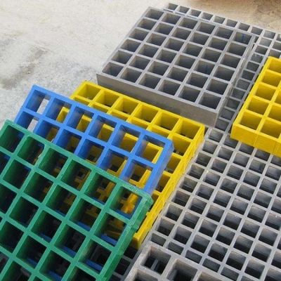 Piso industrial de alumínio de 900 mm com espaçamento de barra de 1 polegada