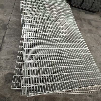Grelhas de piso de aço inoxidável industriais com barra de rolamento de 30 mm