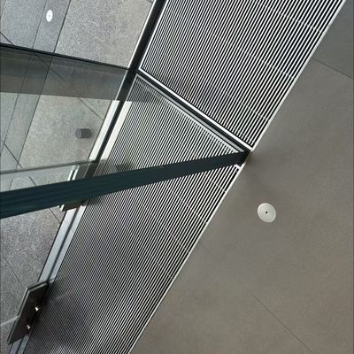 Grelha de barras de alumínio de espessura de 5 mm com altura de barra de rolamento de 40 mm e superfície anodizante