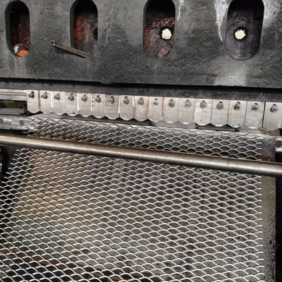 Q235 Matéria-prima Máquina de malha metálica expandida para aplicações pesadas