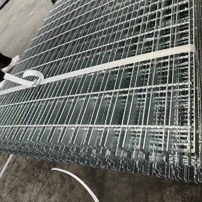 Grelha de aço galvanizado de serradura de dentes antiderrapagem Industrial durável
