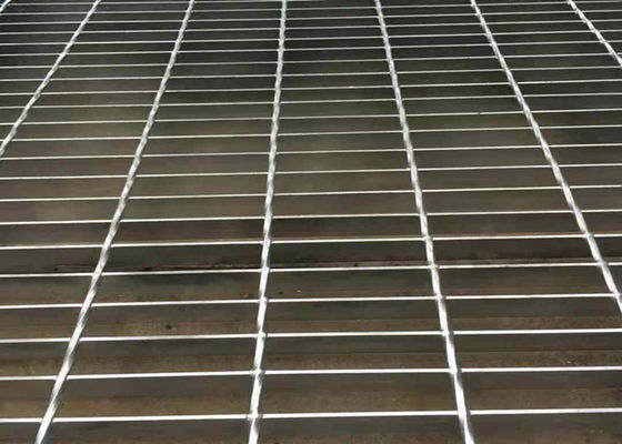 Assoalho de aço inoxidável industrial que raspa a certificação do ISO 9001 da barra lisa