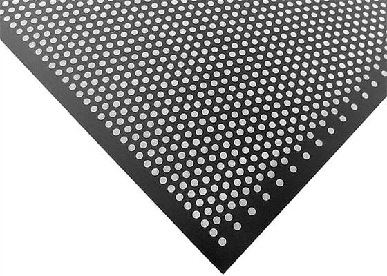 Material de aço suave nenhuns centros desconcertados 12.7mm perfurados de Mesh Plate do revestimento